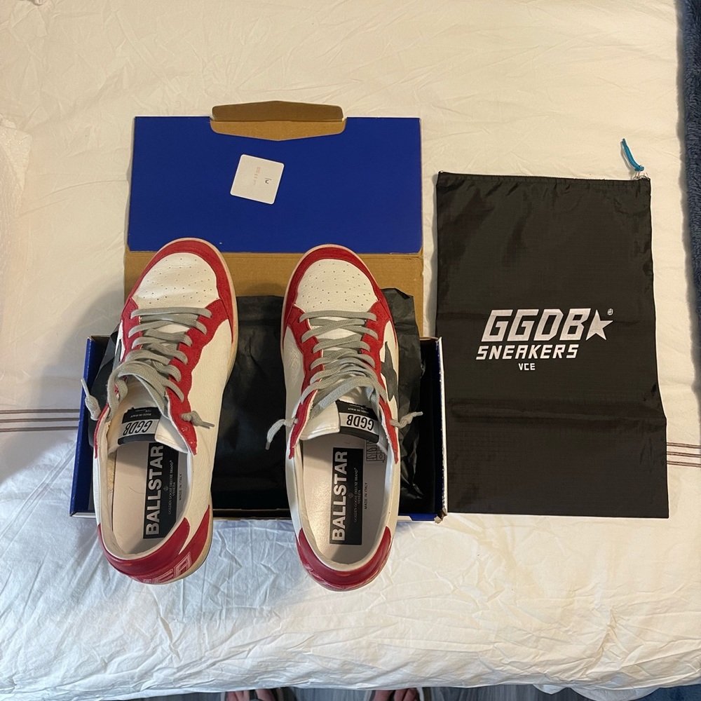 Golden Goose Ball Star size 46 Red White